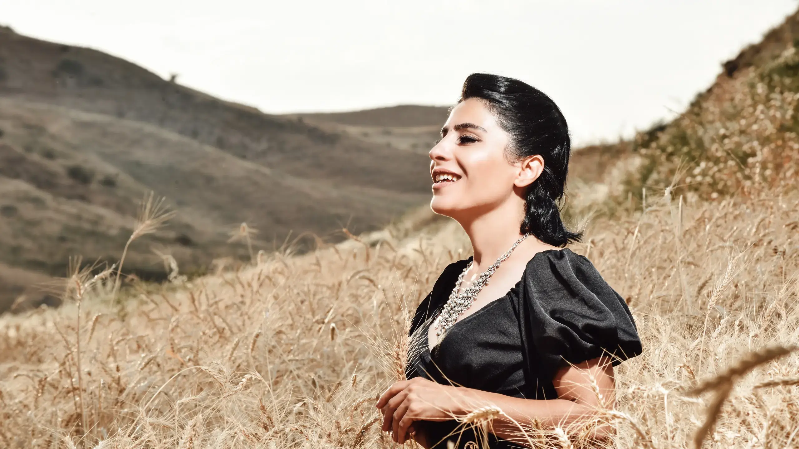 Rojda stage portrait with dramatic lighting