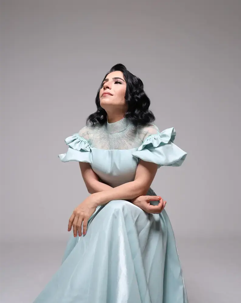 Rojda concert look with spotlight